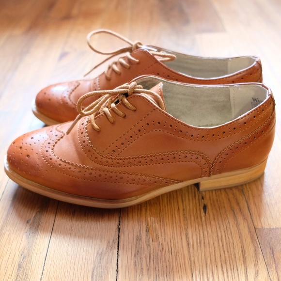 Modcloth Talking Picture Oxford Flat In 